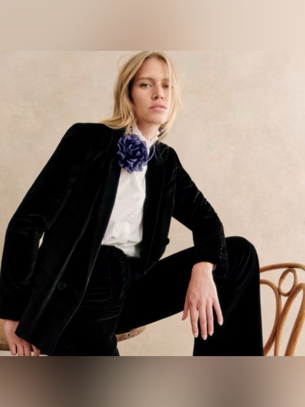 Christie jacket in black velvet